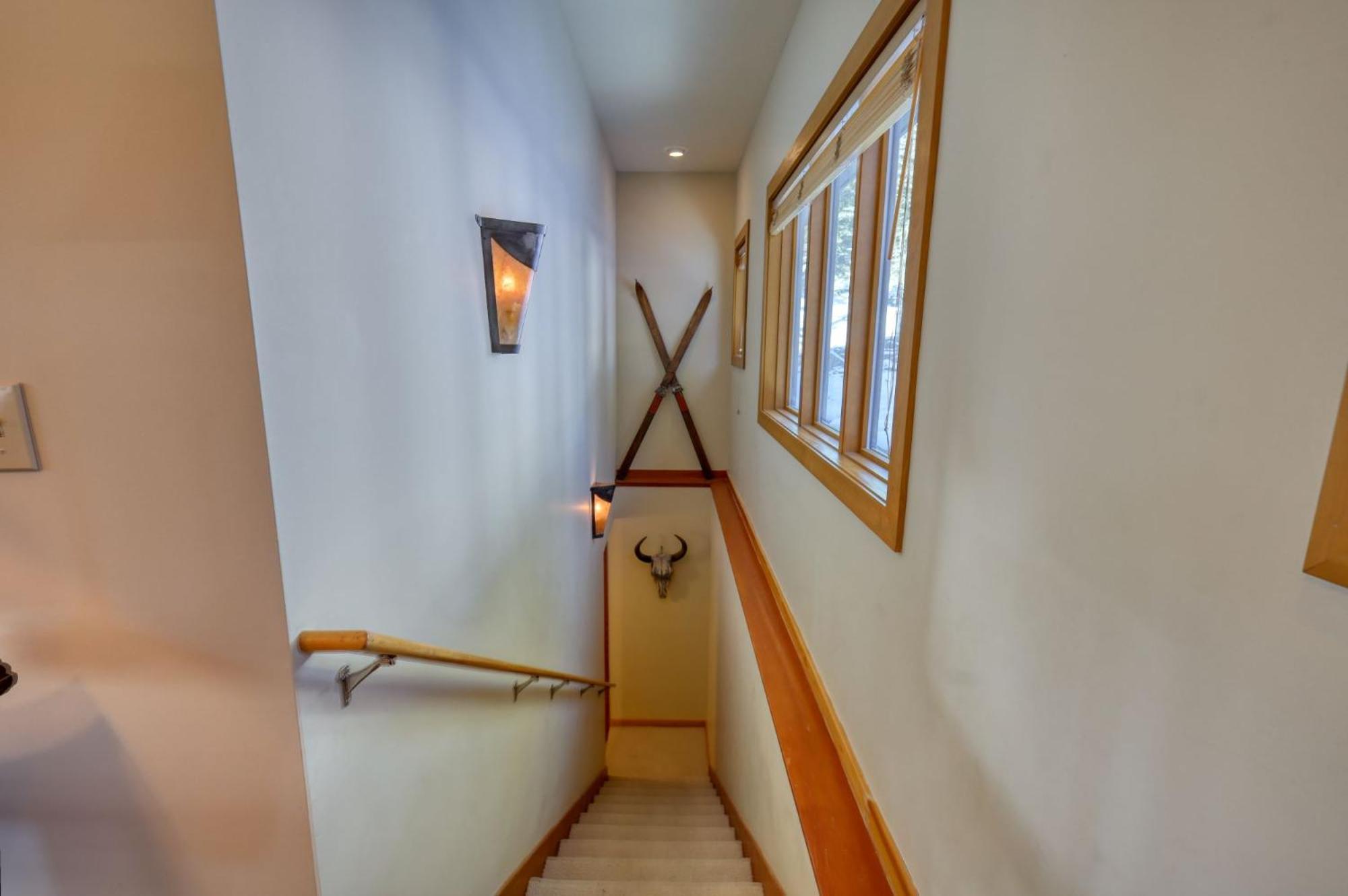Rising Bull Lodge Биг-Скай Экстерьер фото